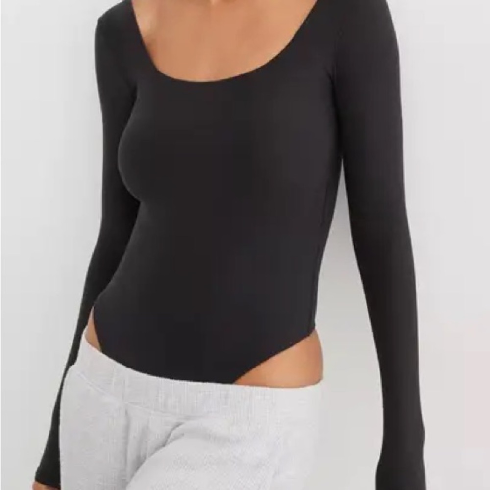 Aerie Smoothez Black Long Sleeve Bodysuit